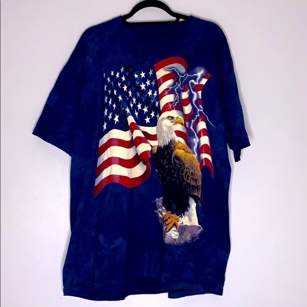 Vintage American Flag Bald Eagle USA Storm T-Shirt unisex crewneck XL